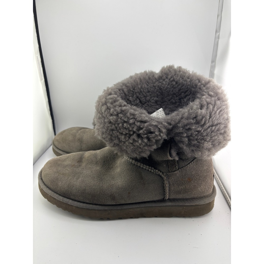 UGG Bailey Button 5803 Grey Suede Shearling Ankle Boots Womens 10